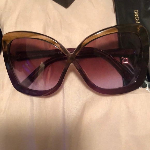 Authentic Tom Ford sunglasses !! - Picture 1 of 4